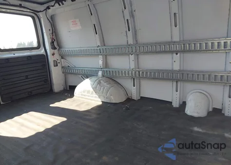 2019 Chevrolet Express 2500 Work Van из США, поврежденный, VIN 1GCWGAFG7K1217784